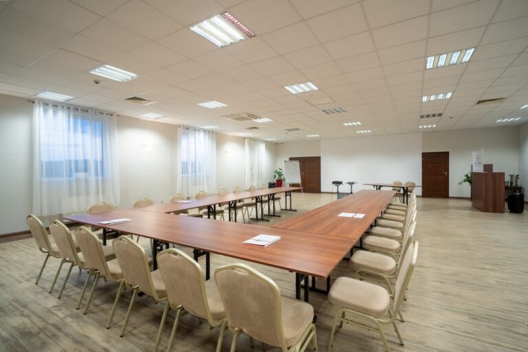 22.04.2025 Hotel Austeria karta sociale 15 768x512
