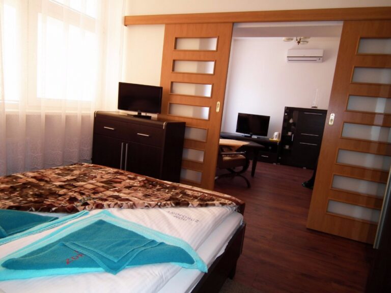 DSCF1354 6b20c14a648a82f0bc3746d426cea3cd 768x576